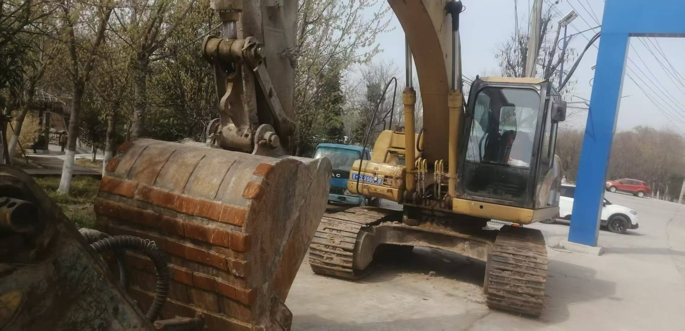 Buy Caterpillar 320D Used Excavator / 3