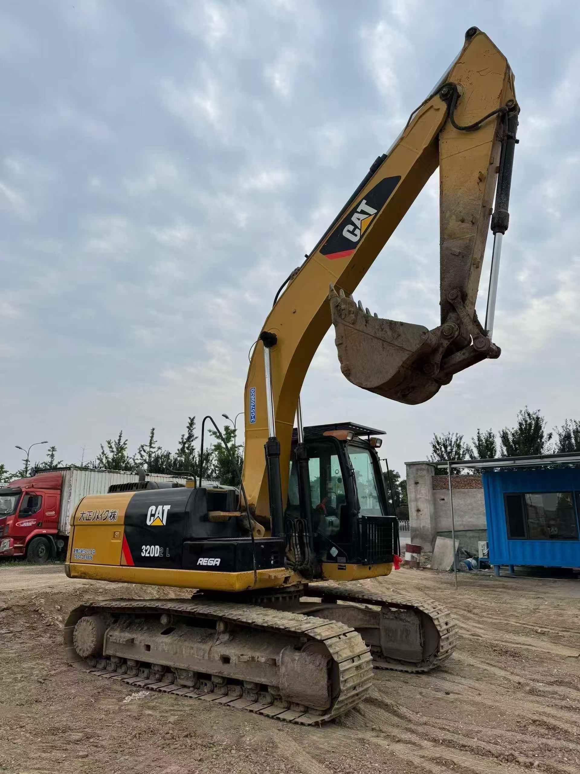 Buy Caterpillar 320A Used Excavator / 6 Buy Caterpillar 320A Used Excavator / 6