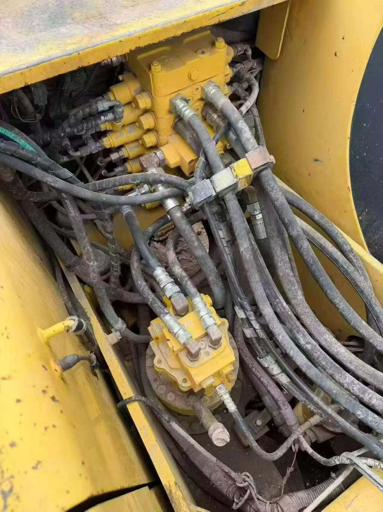Buy Komatsu PC120 Used Excavator / 4