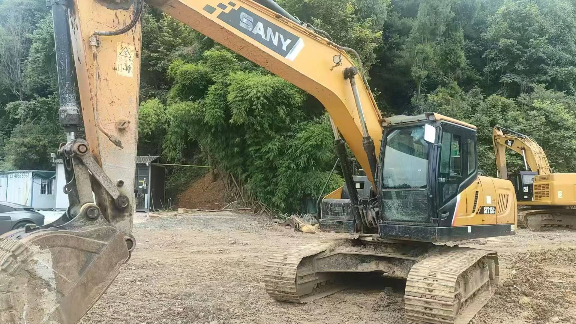 Buy Sany SY215C Used Excavator / 4