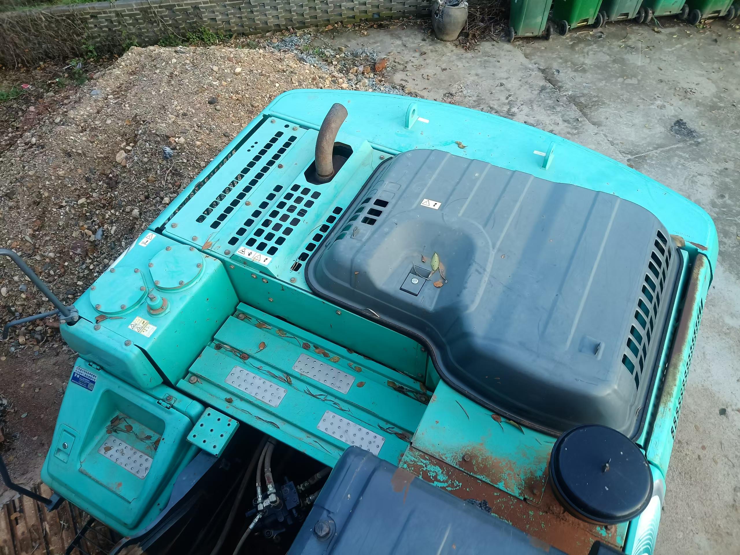 Buy Kobelco SK200-10 Used Excavator / 5