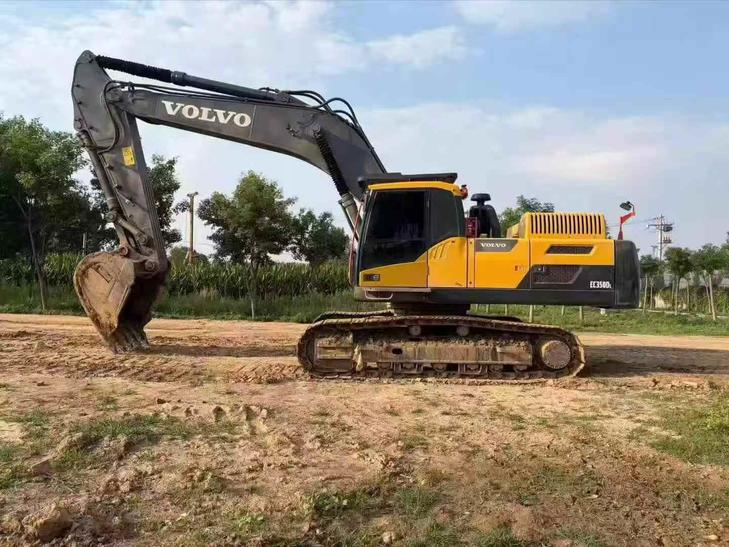 Buy Volvo L350F Used Excavator / 1