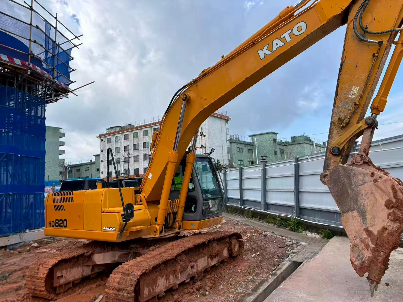 Buy Kato Used Excavator / 2