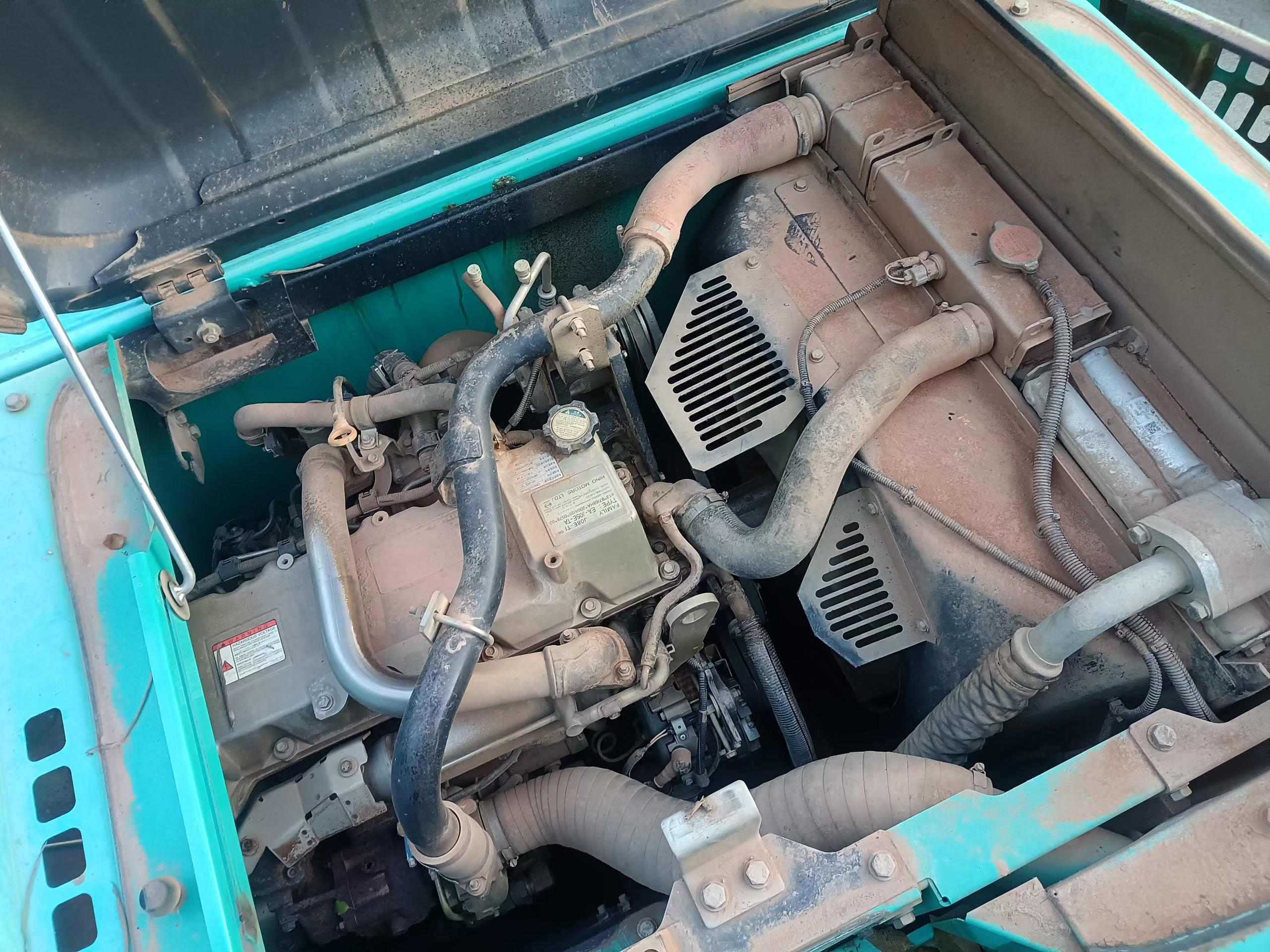 Buy Kobelco SK200-10 Used Excavator / 7