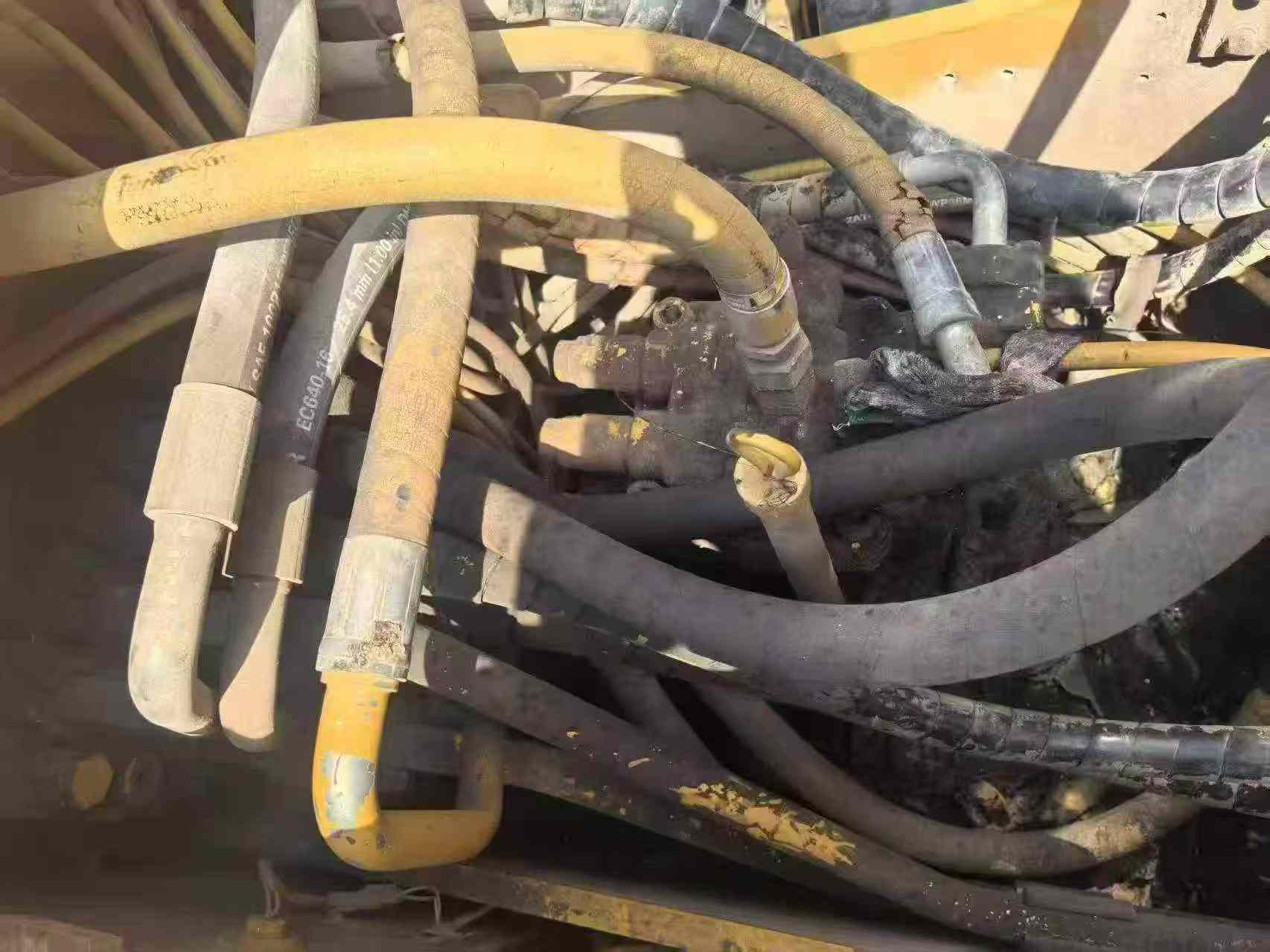 Buy Caterpillar 320A Used Excavator / 4