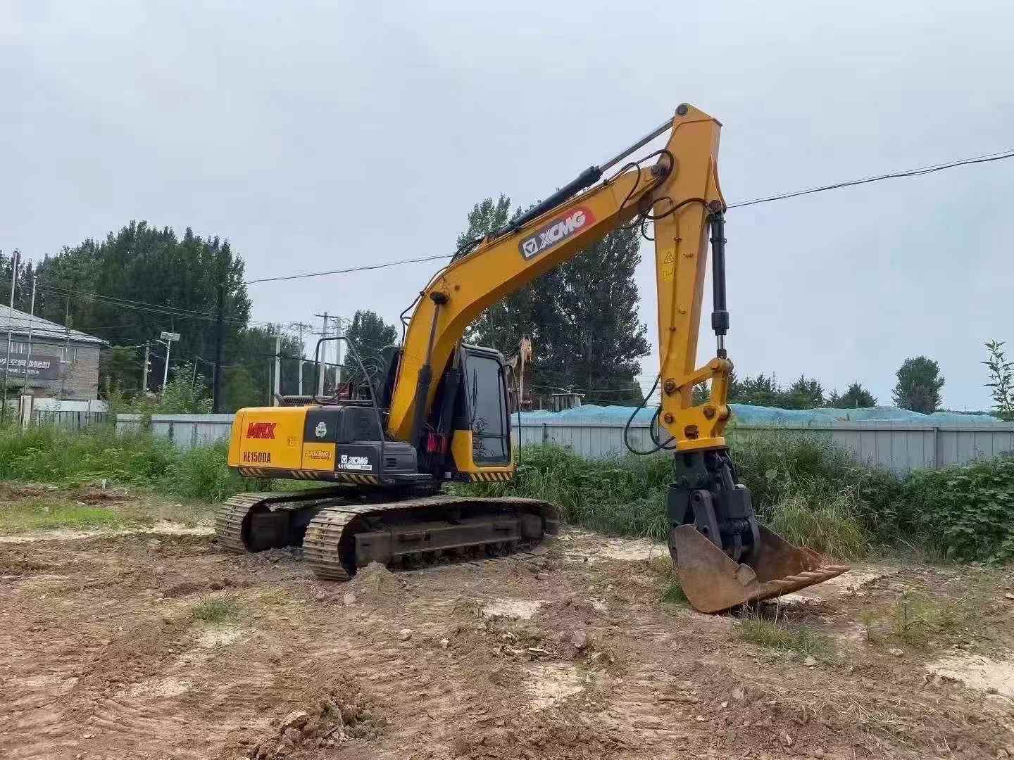 Buy XCMG XE150D Used Excavator / 4 Buy XCMG XE150D Used Excavator / 4