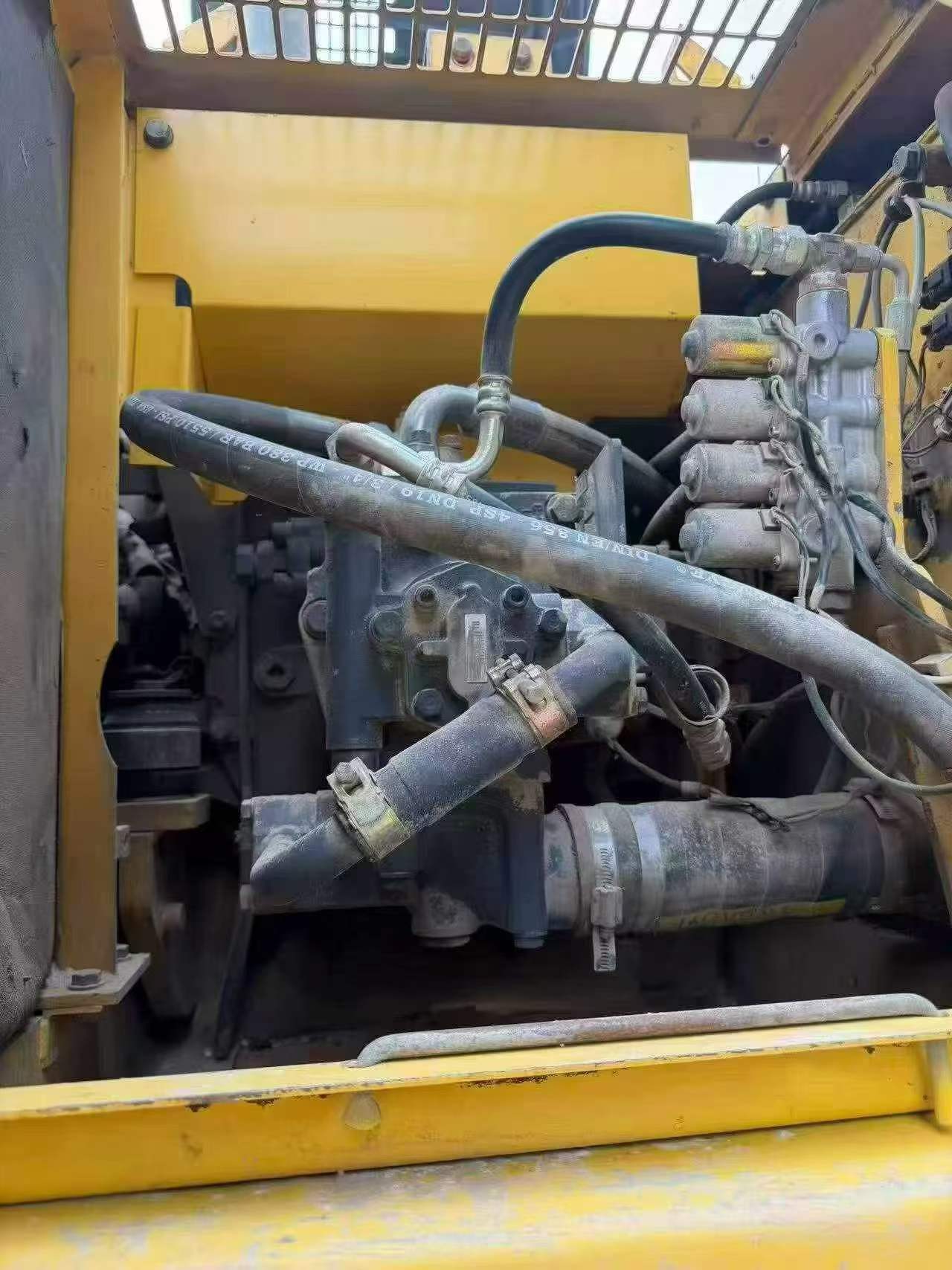 Buy Komatsu PC120 Used Excavator / 8