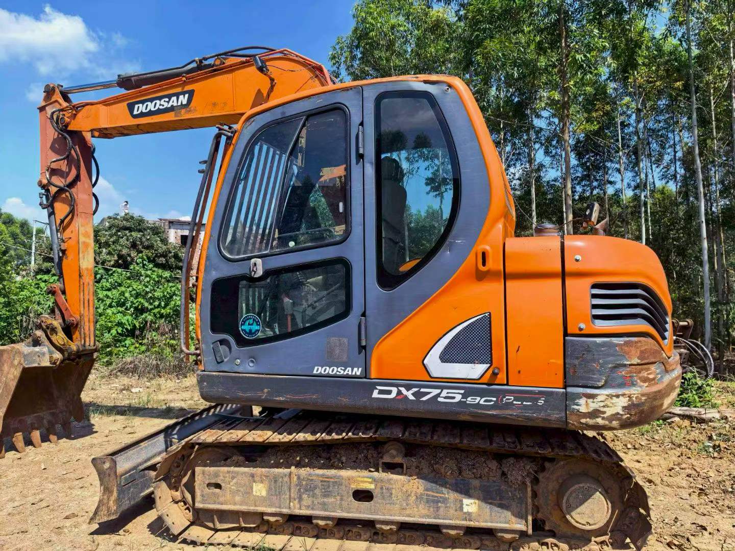 Buy Doosan DX75 Used Excavator / 3 Buy Doosan DX75 Used Excavator / 3