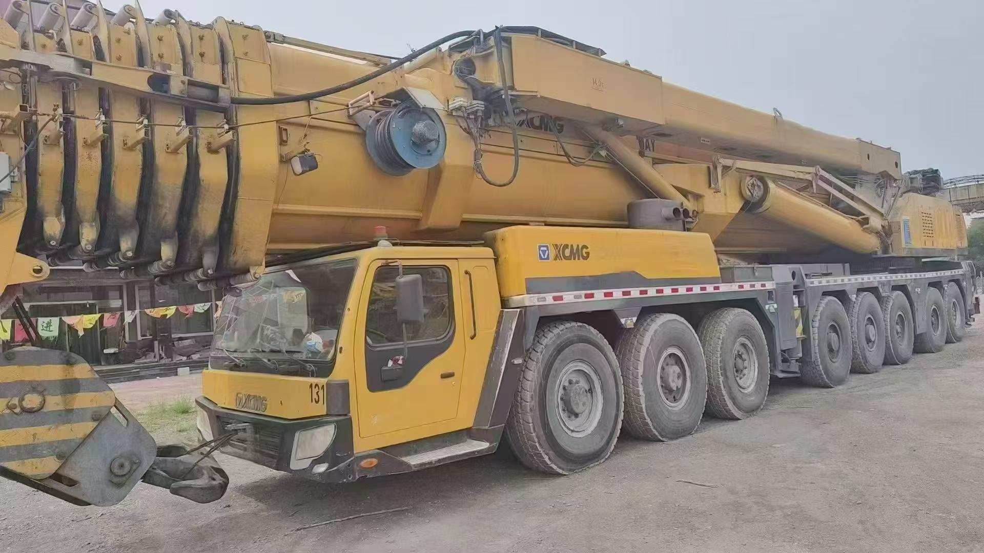 Buy XCMG XE500C Used Excavator / 3