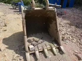 Buy JohnDeere E210 Used Excavator / 3 Buy JohnDeere E210 Used Excavator / 3