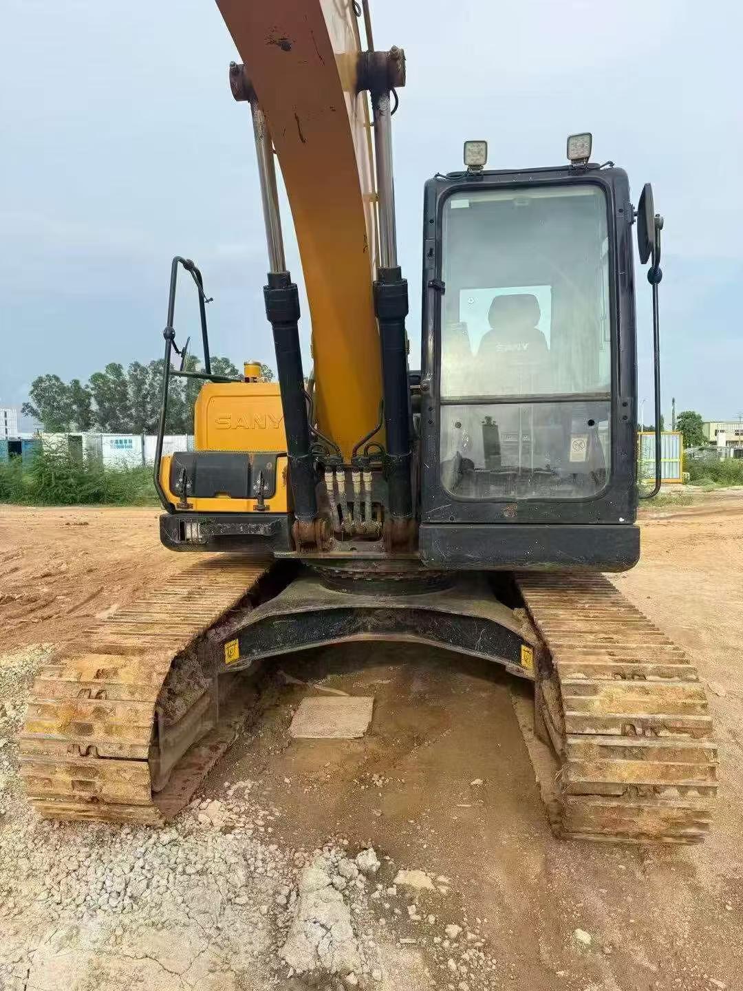Buy Sany SY135 Used Excavator / 3