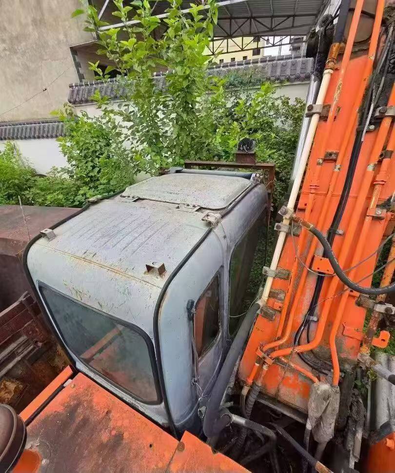 Buy Hitachi ZX210-3G Used Excavator / 8