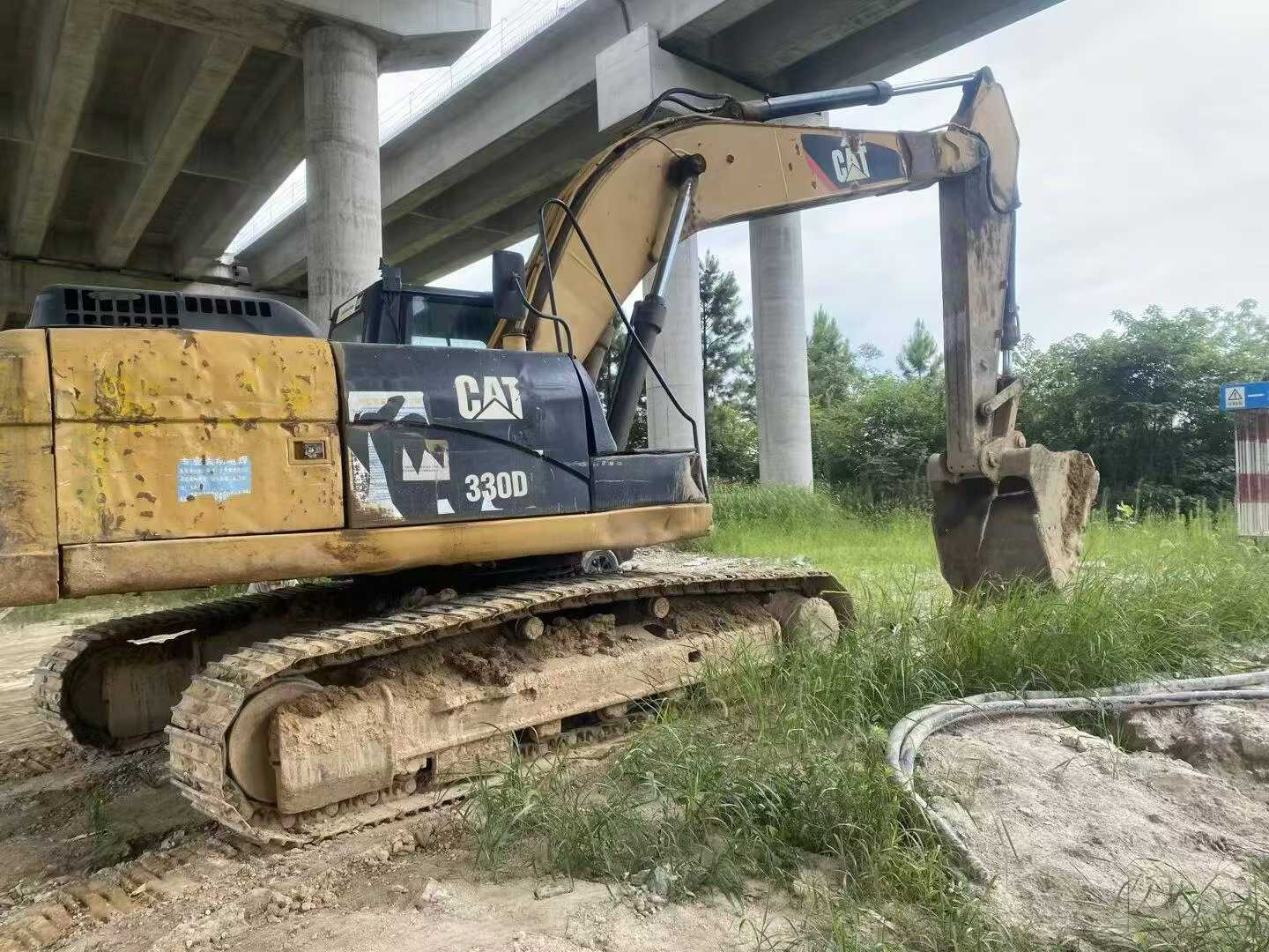 Buy Caterpillar 324D Used Excavator / 4
