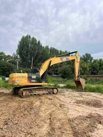 Buy Caterpillar 320D Used Excavator / 2 Buy Caterpillar 320D Used Excavator / 2