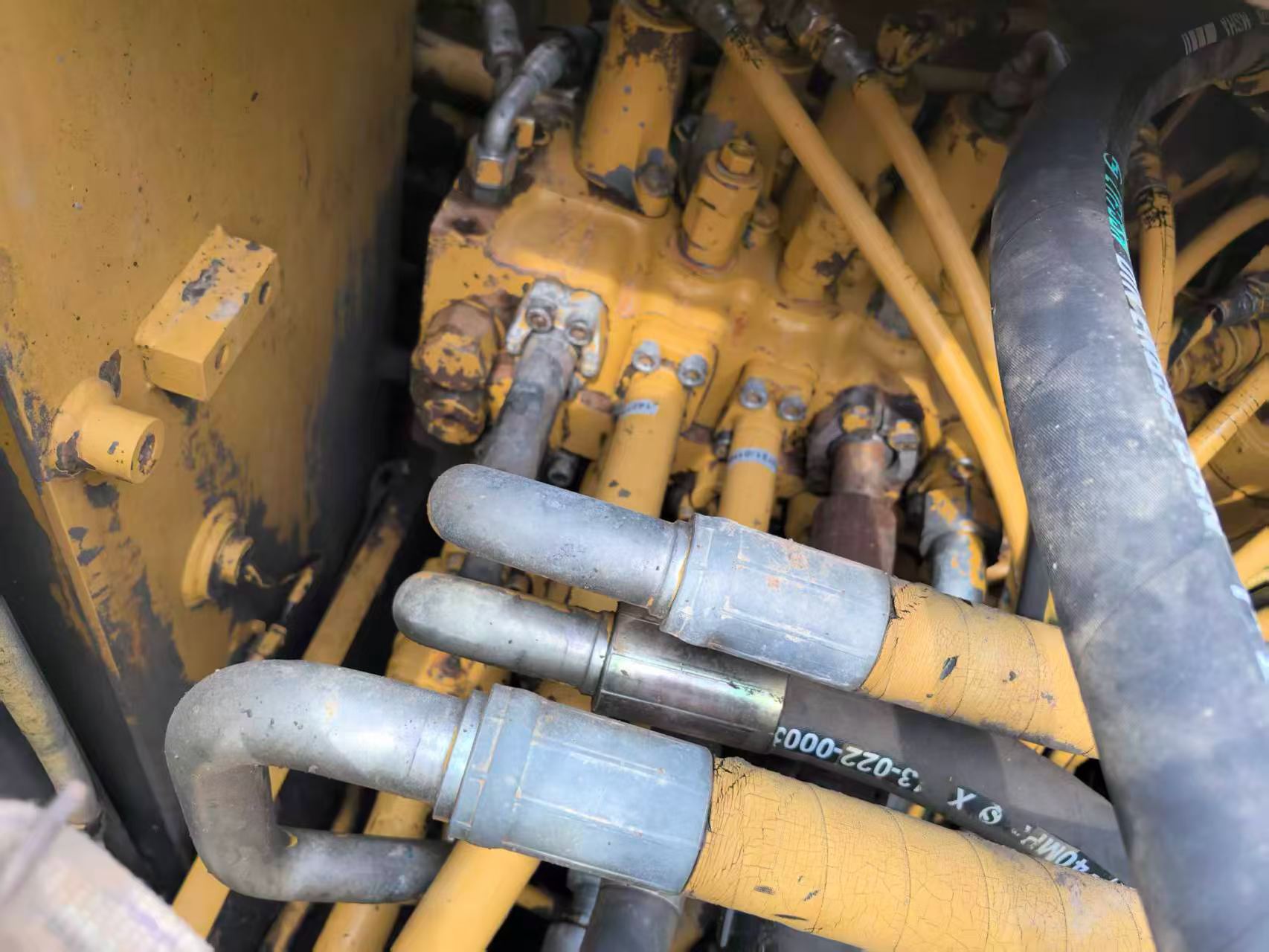 Buy Caterpillar 320D Used Excavator / 3