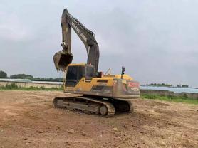 Buy Volvo EC240 Used Excavator / 2 Buy Volvo EC240 Used Excavator / 2