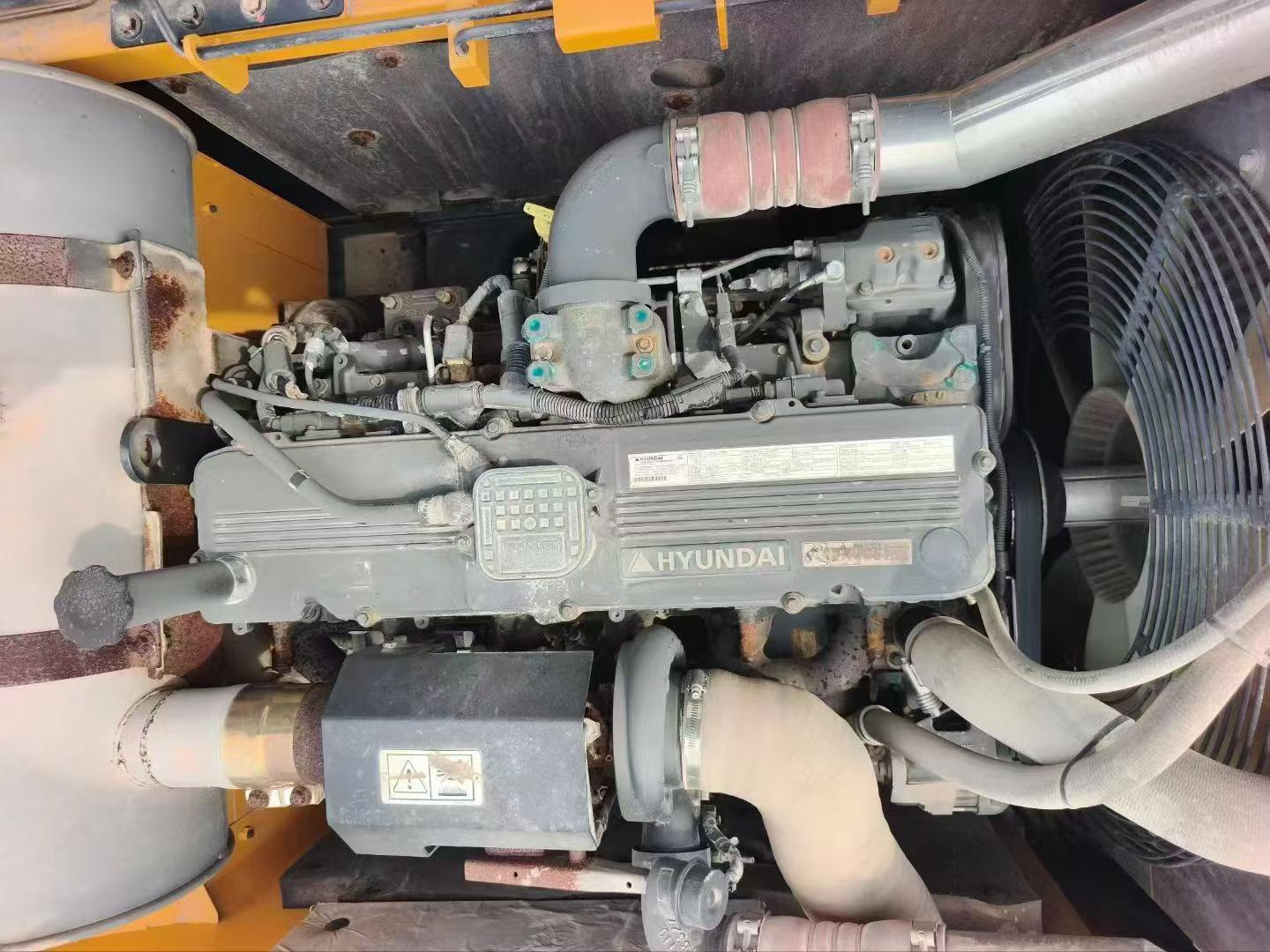 Buy Hyundai R350LVS Used Excavator / 3