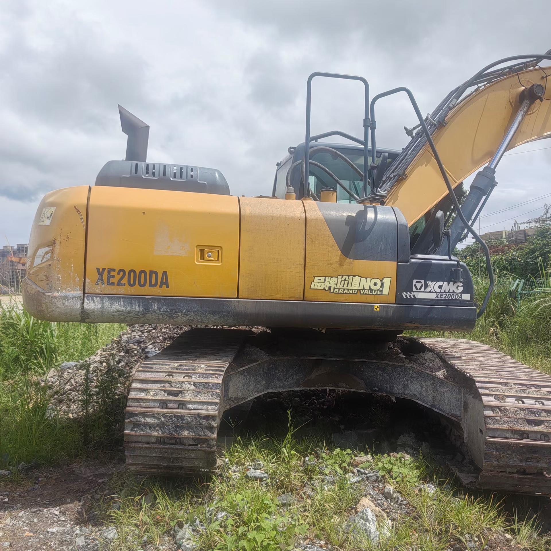 Buy XCMG XE200 Used Excavator / 1