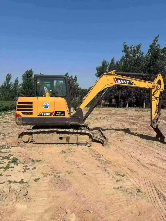 Buy Sany SY60 Used Excavator / 1