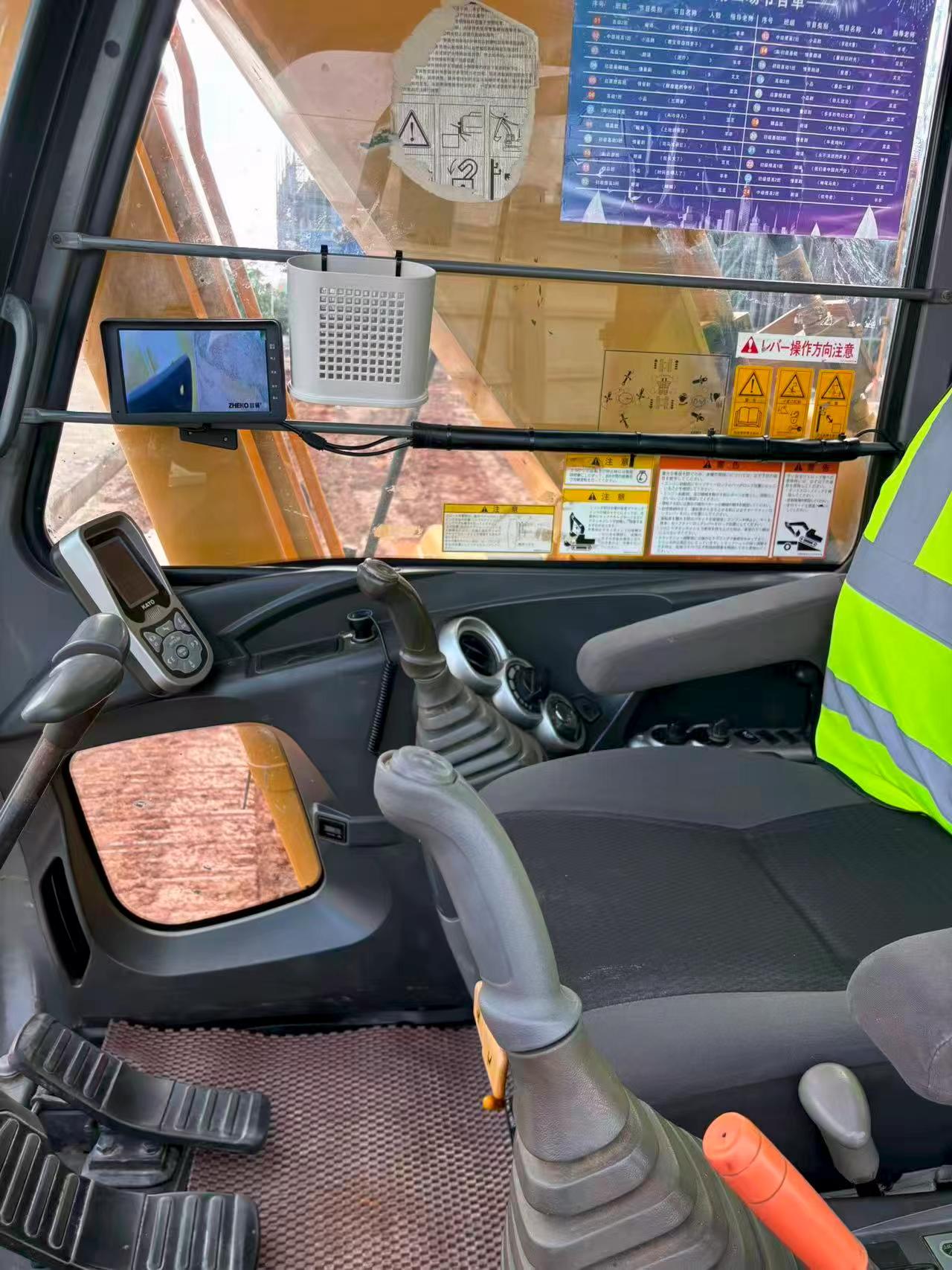 Buy Kato Used Excavator / 5