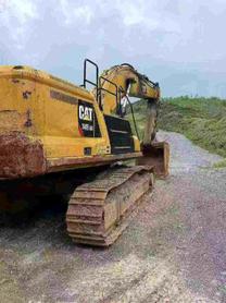 Buy Caterpillar 345B Used Excavator / 2 Buy Caterpillar 345B Used Excavator / 2