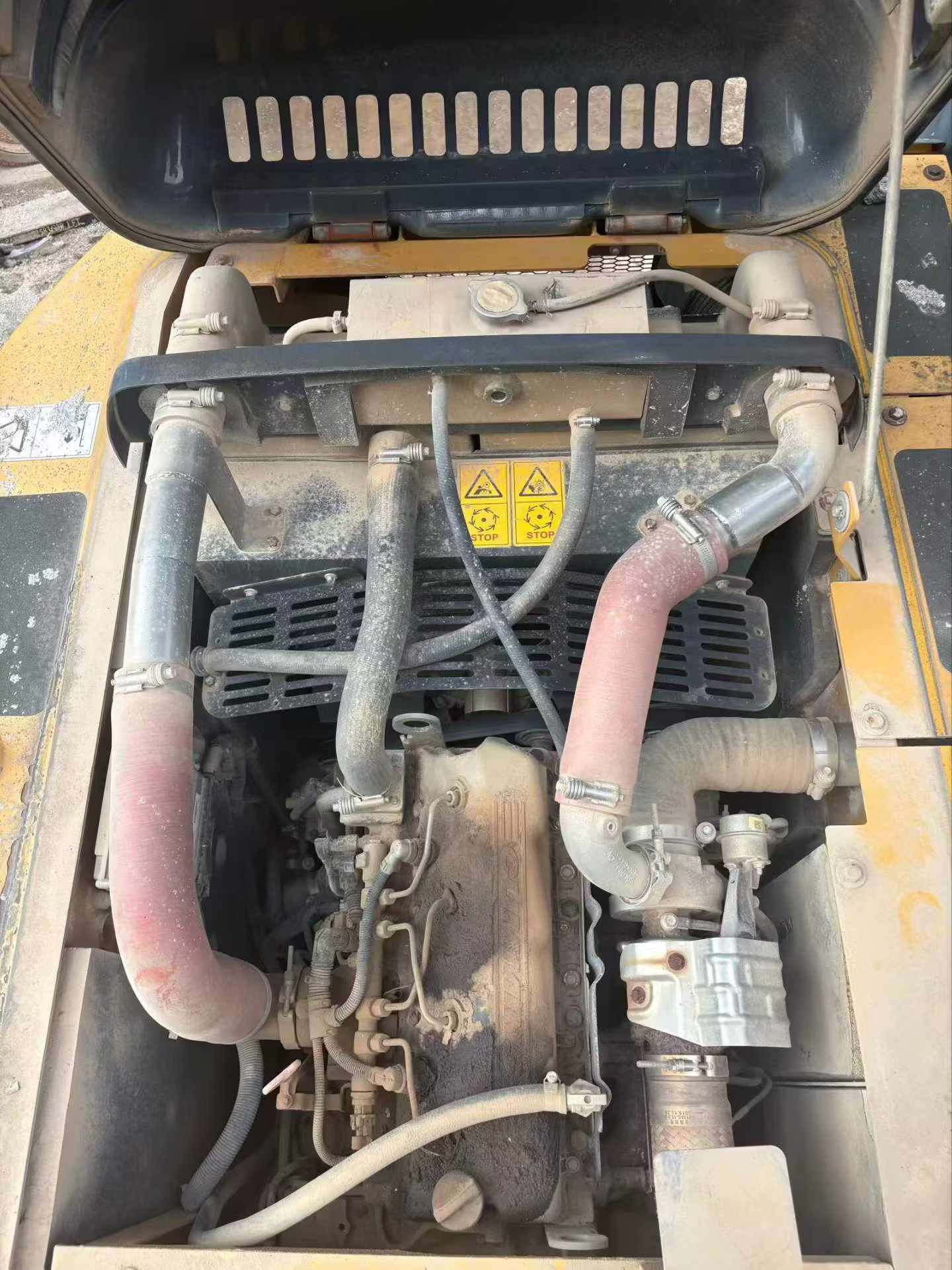 Buy XCMG XE135B Used Excavator / 6