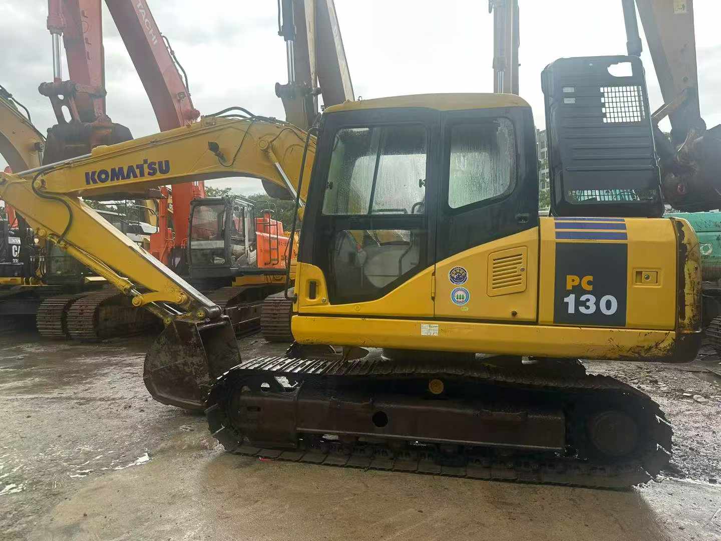 Buy Komatsu PC110-7 Used Excavator / 6