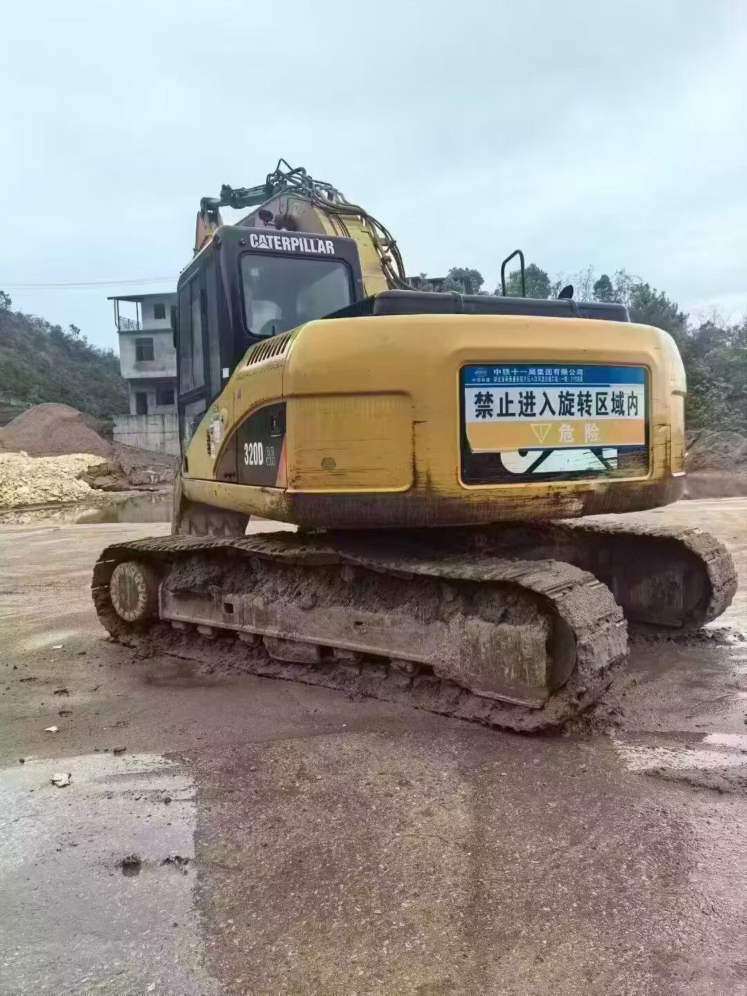 Buy Caterpillar 320D Used Excavator / 2