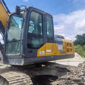 Buy XCMG XE200 Used Excavator / 2 Buy XCMG XE200 Used Excavator / 2
