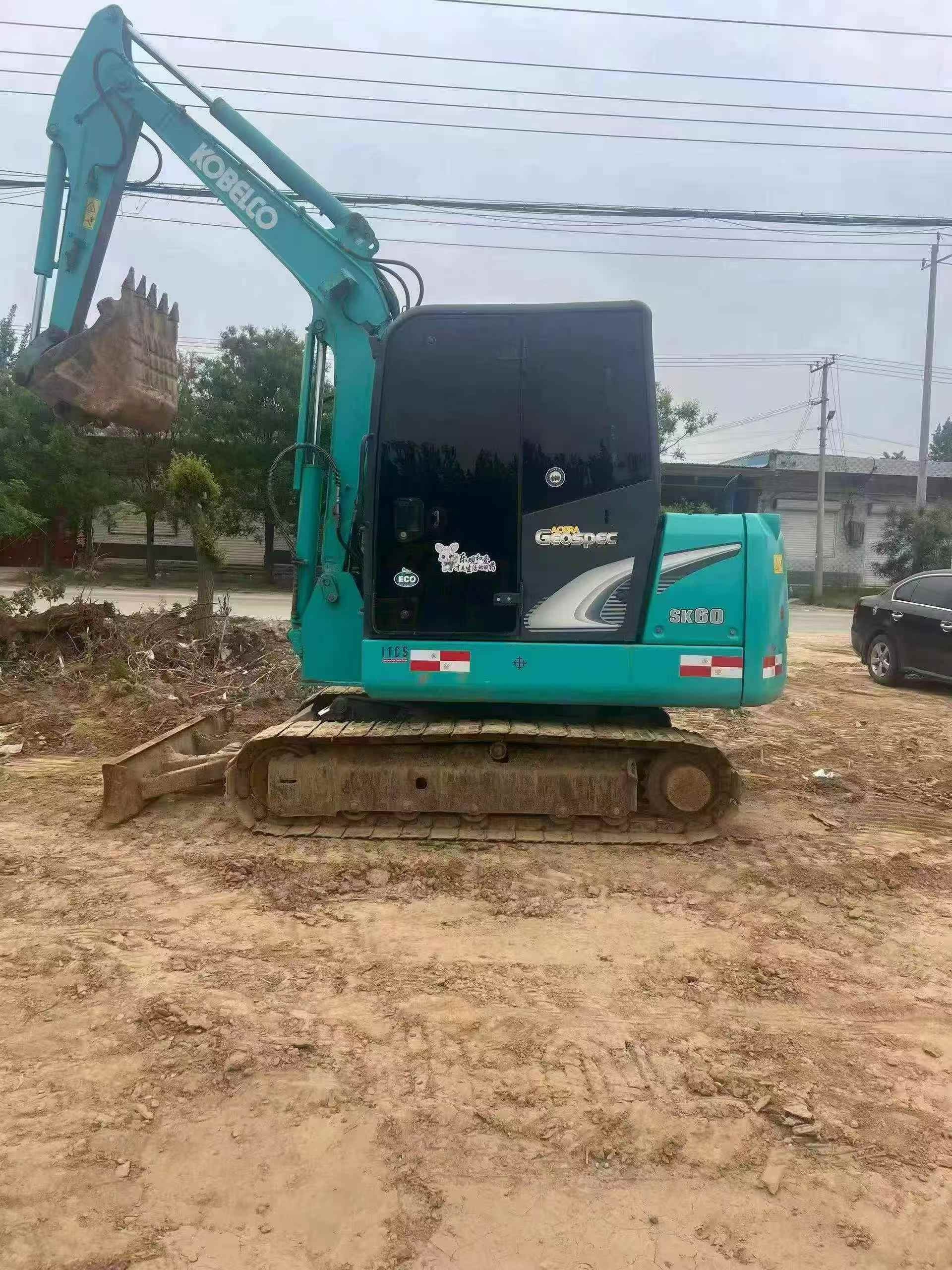 Buy Kobelco SK60 Used Excavator / 4