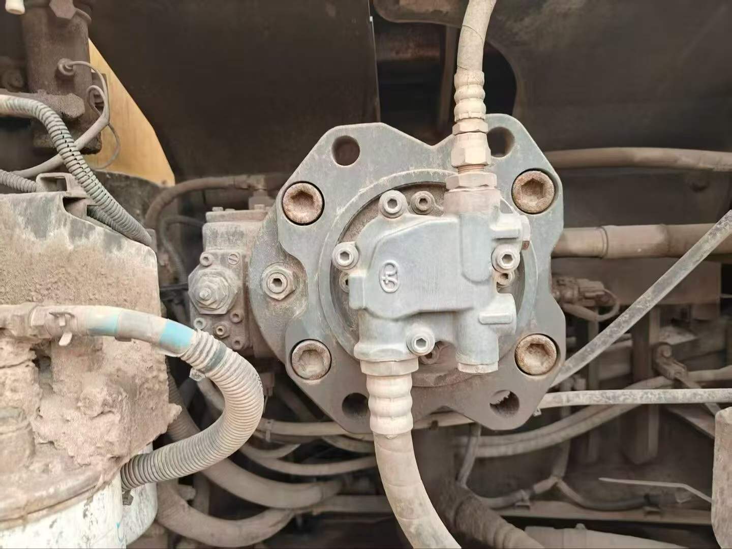 Buy Sumitomo SH210-5 Used Excavator / 2
