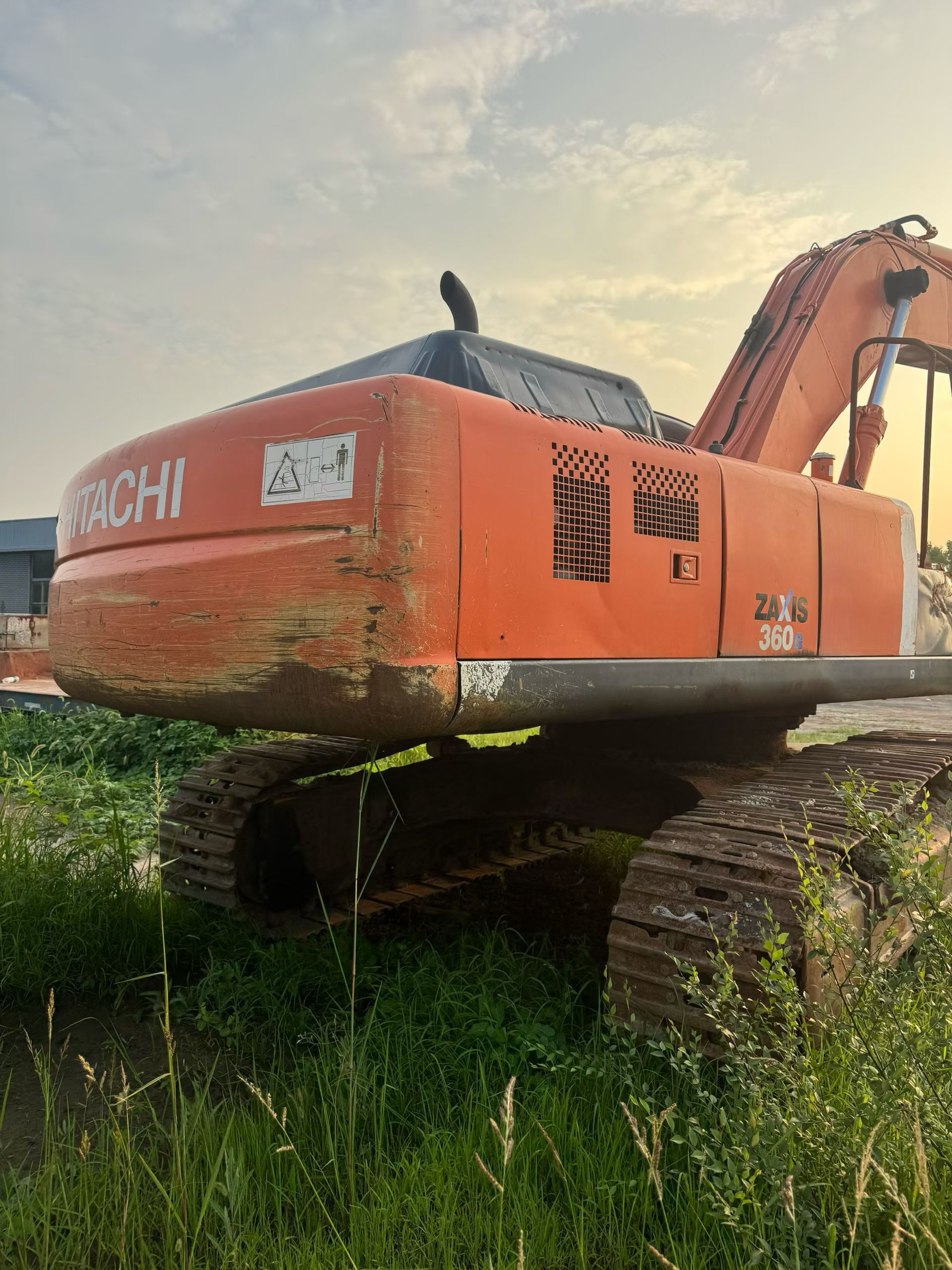 Buy Hitachi ZX330-3G Used Excavator / 2