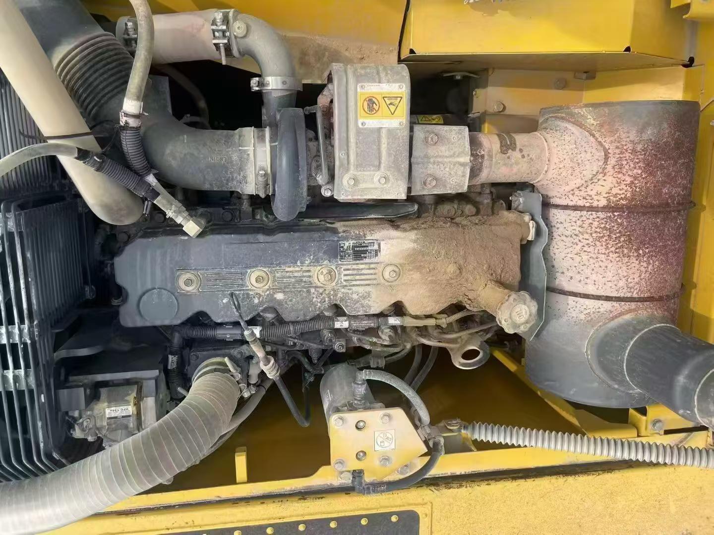 Buy Komatsu PC210 Used Excavator / 3