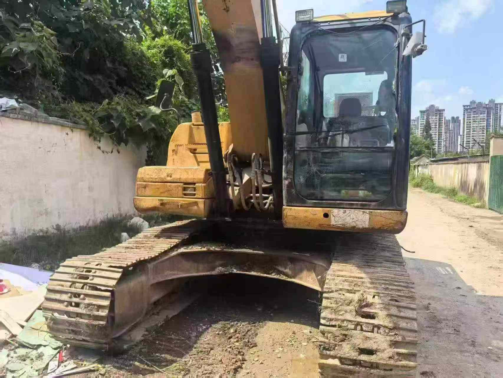 Buy Caterpillar 320A Used Excavator / 8