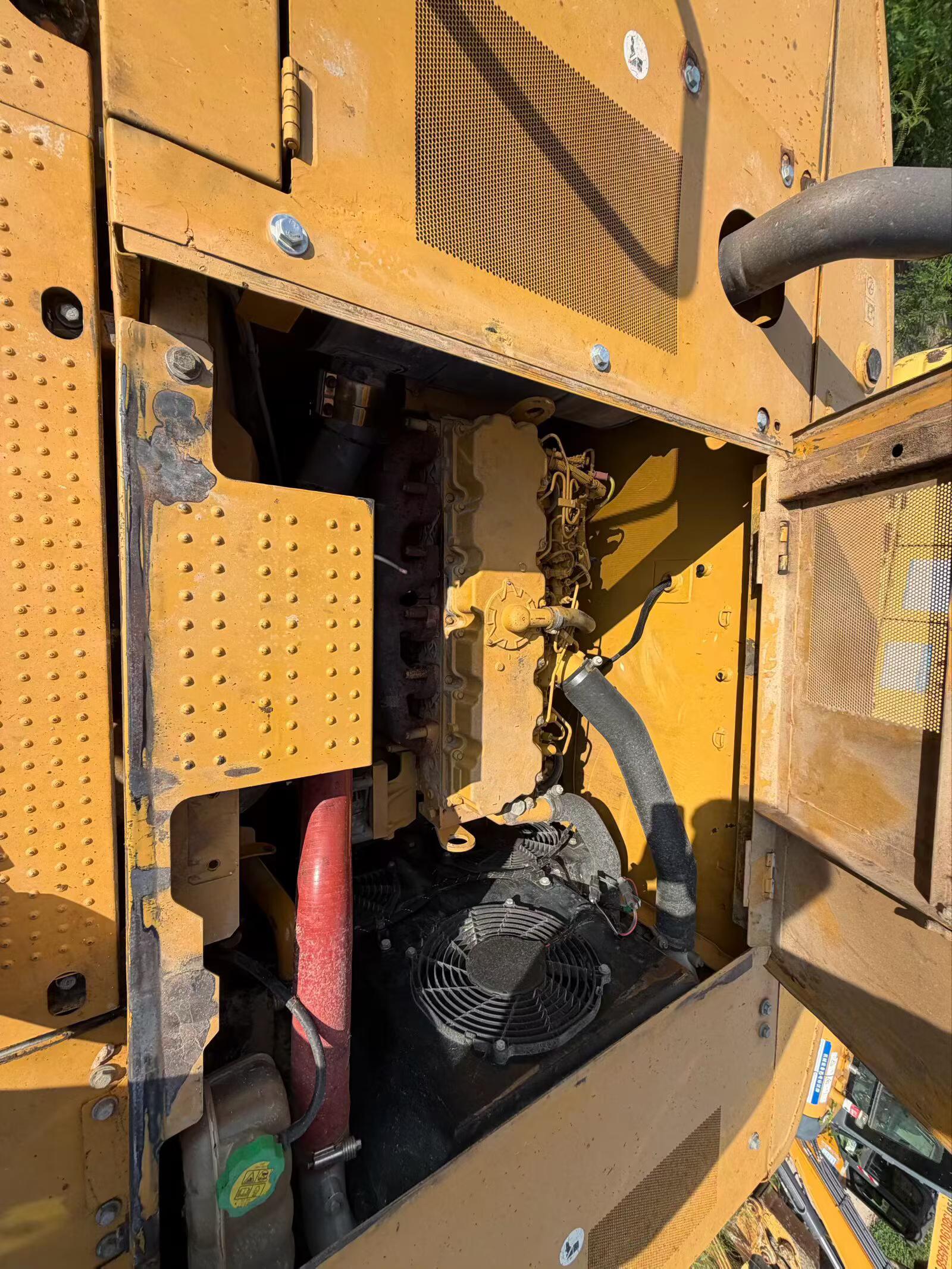 Buy Caterpillar 323 Used Excavator / 3