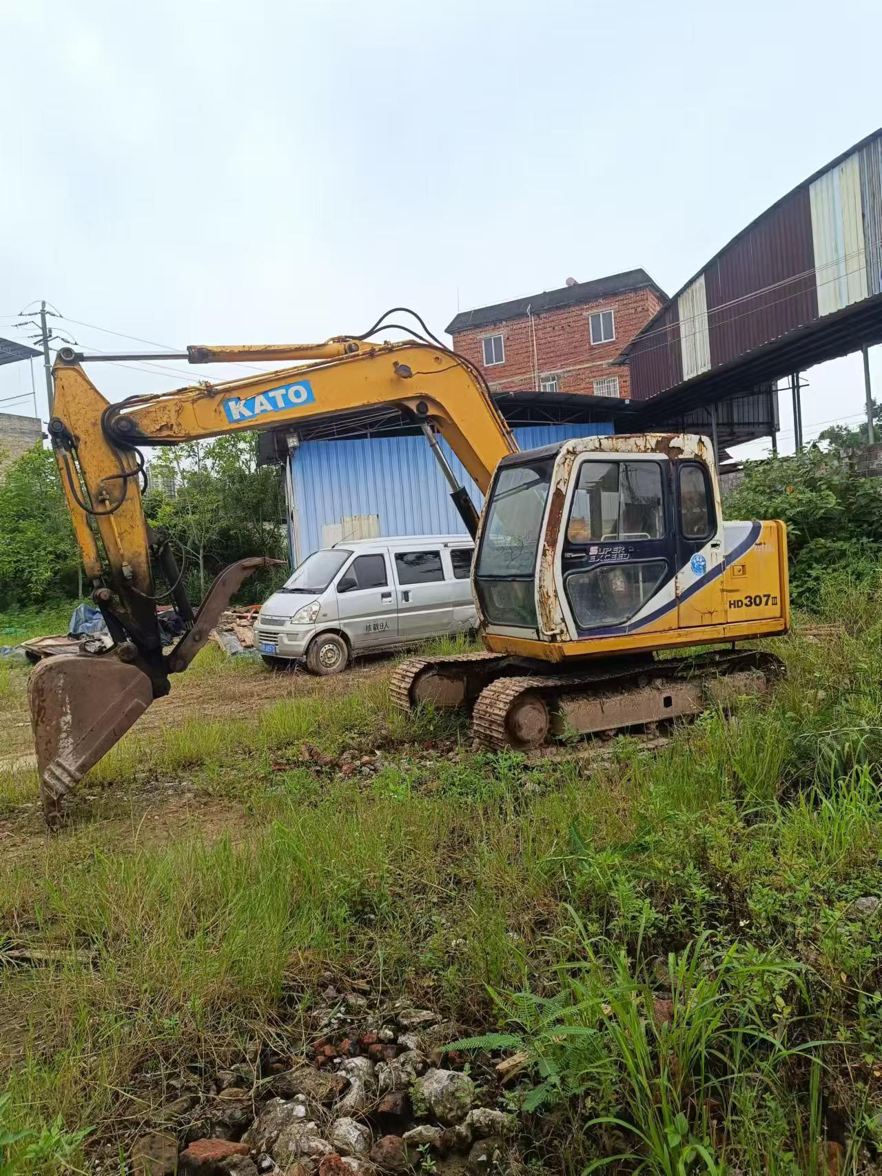 Buy Kato HD307 Used Excavator / 4
