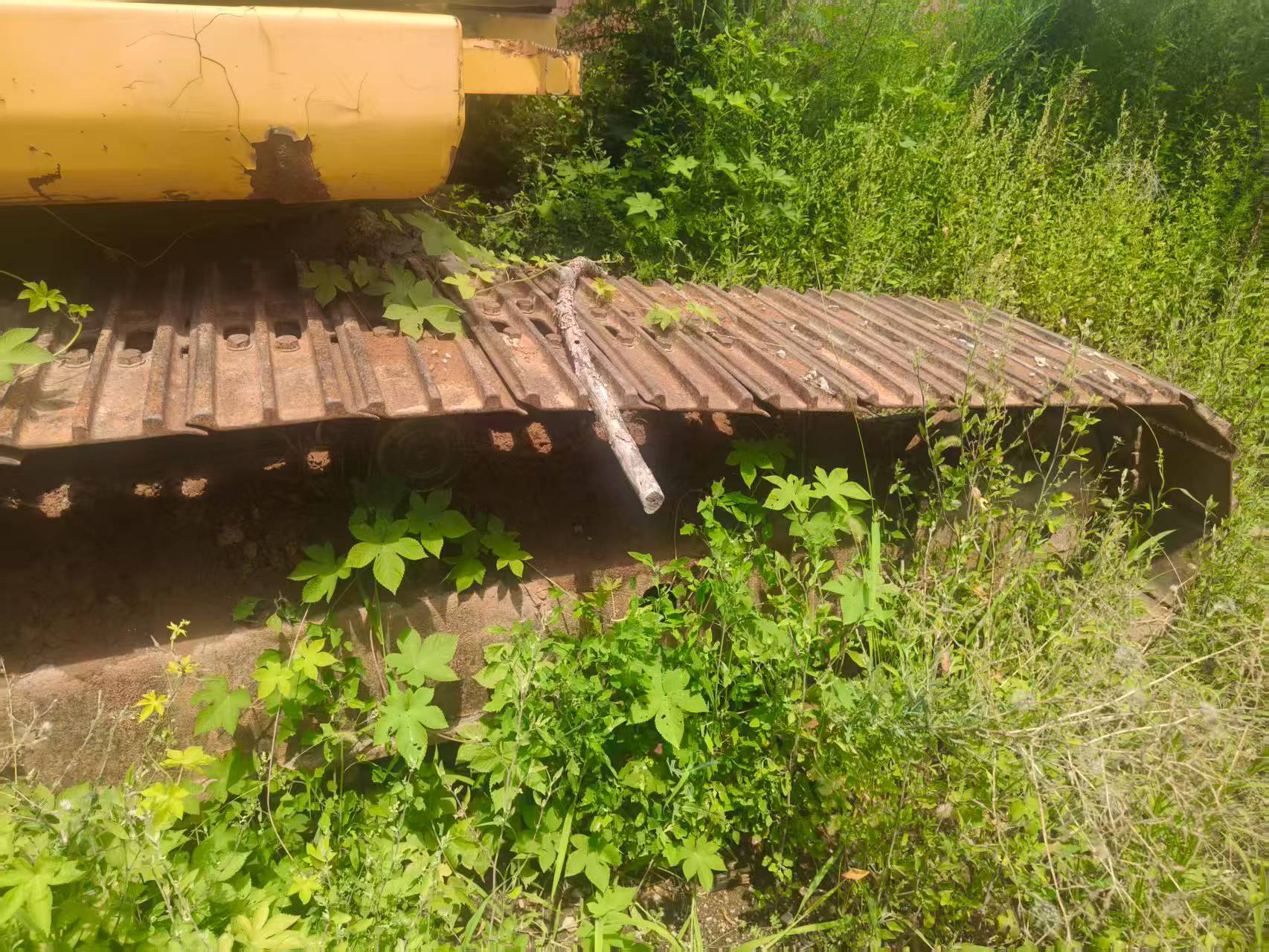 Buy Komatsu PC220-7 Used Excavator / 2
