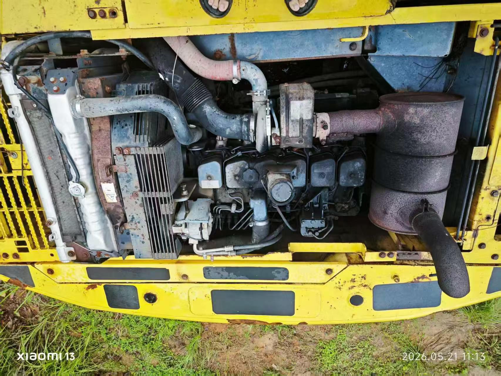 Buy Komatsu PC200-7 Used Excavator / 8