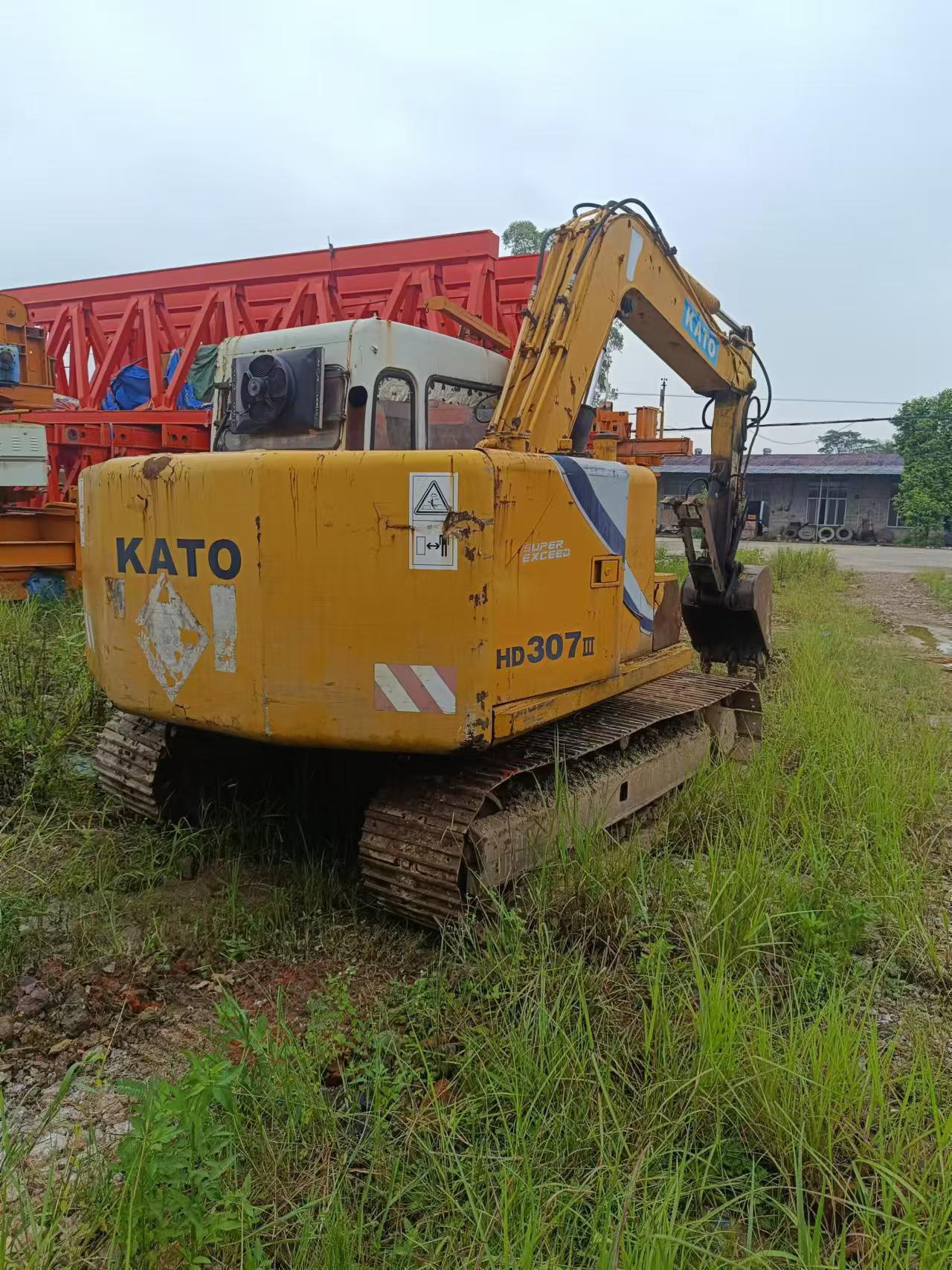 Buy Kato HD307 Used Excavator / 2