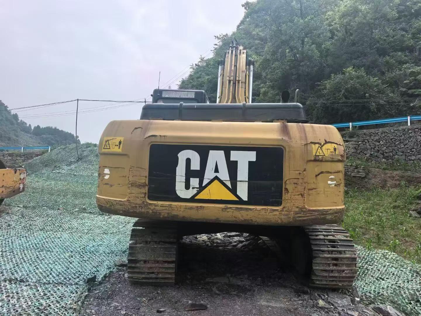 Buy Caterpillar 329D Used Excavator / 2