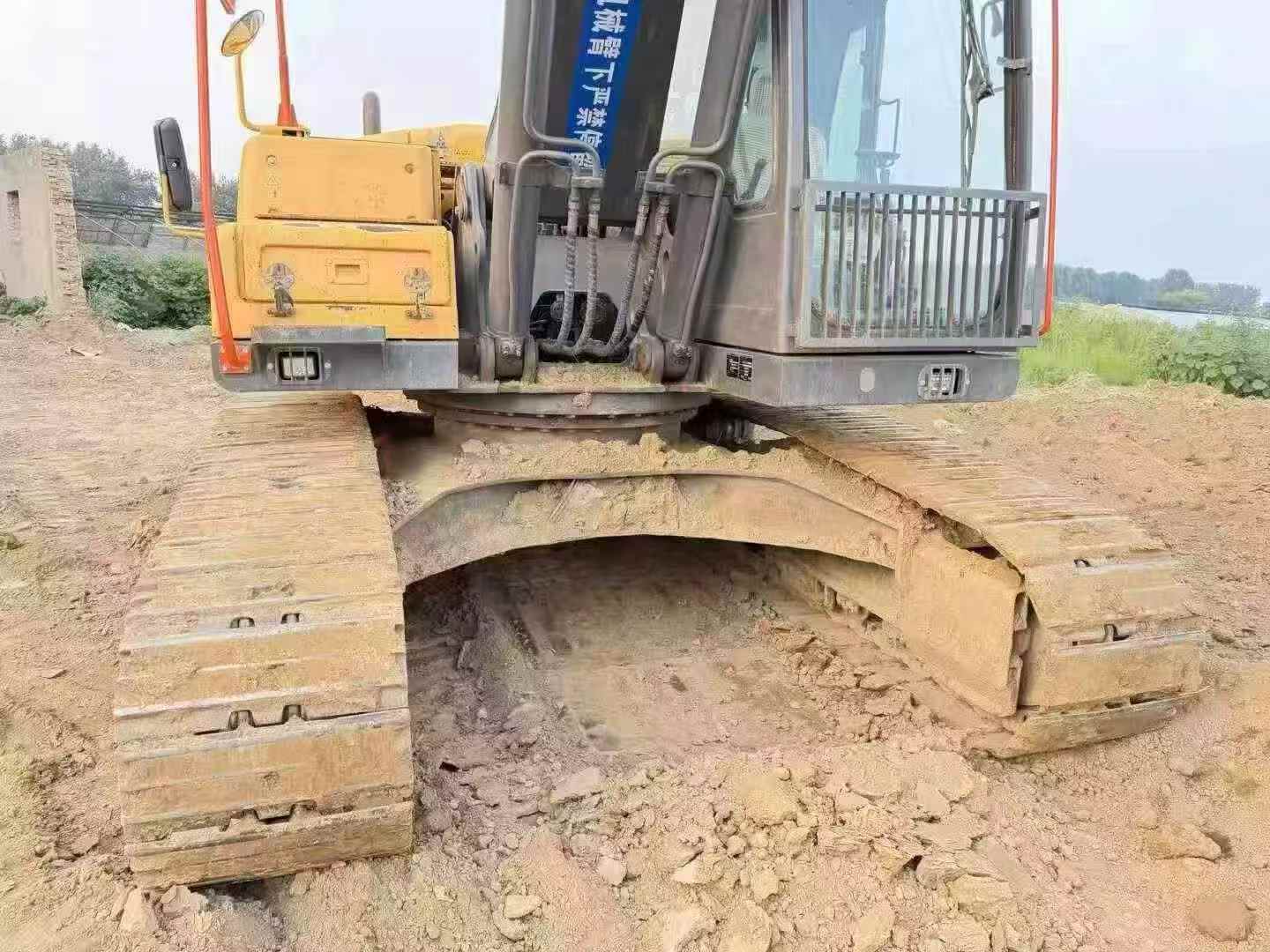 Buy Volvo EC240 Used Excavator / 7