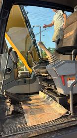 Buy XCMG XE135B Used Excavator / 5 Buy XCMG XE135B Used Excavator / 5
