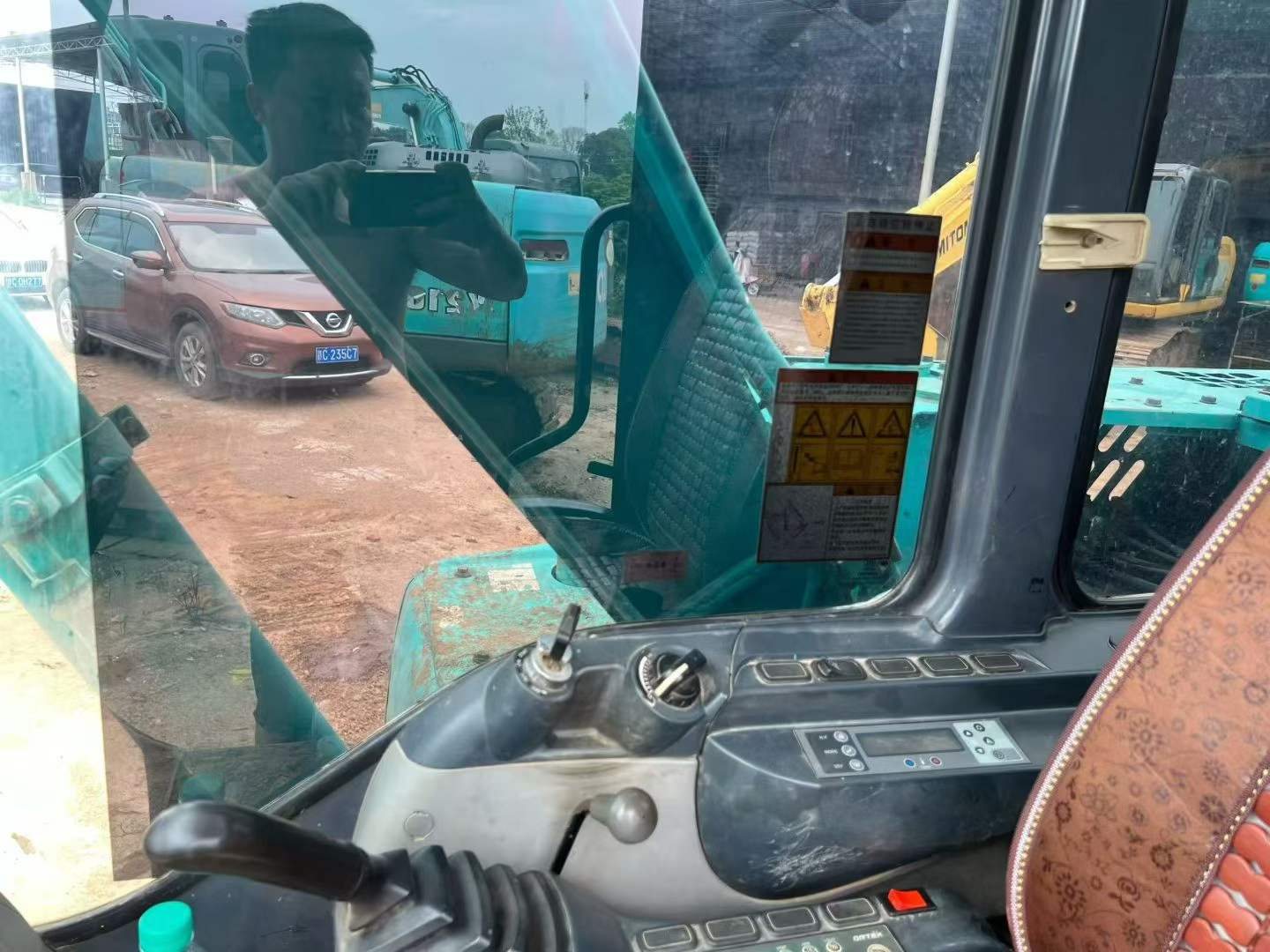 Buy Kobelco SK75 Used Excavator / 8