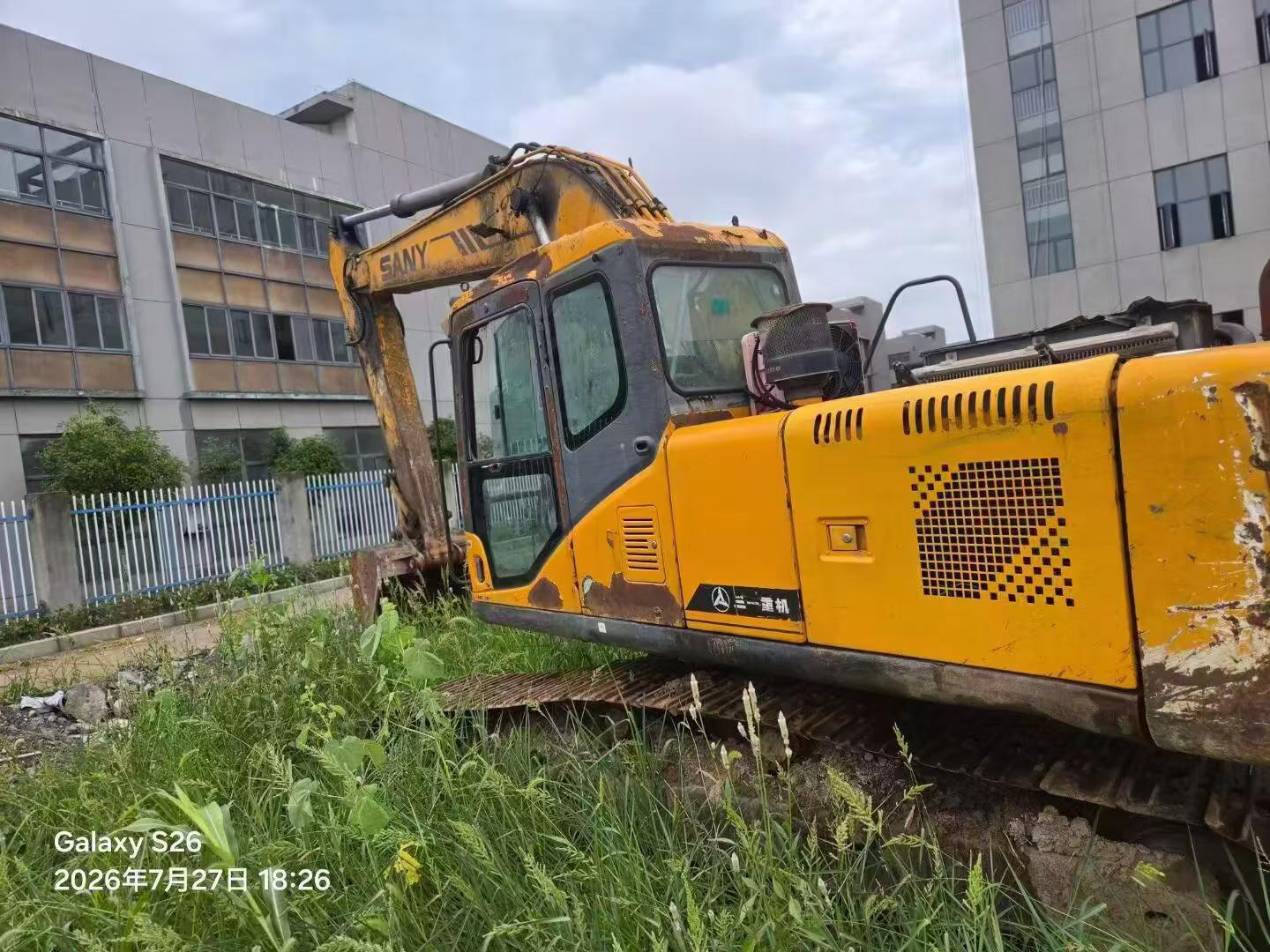 Buy Sany SY215C-8 Used Excavator / 4