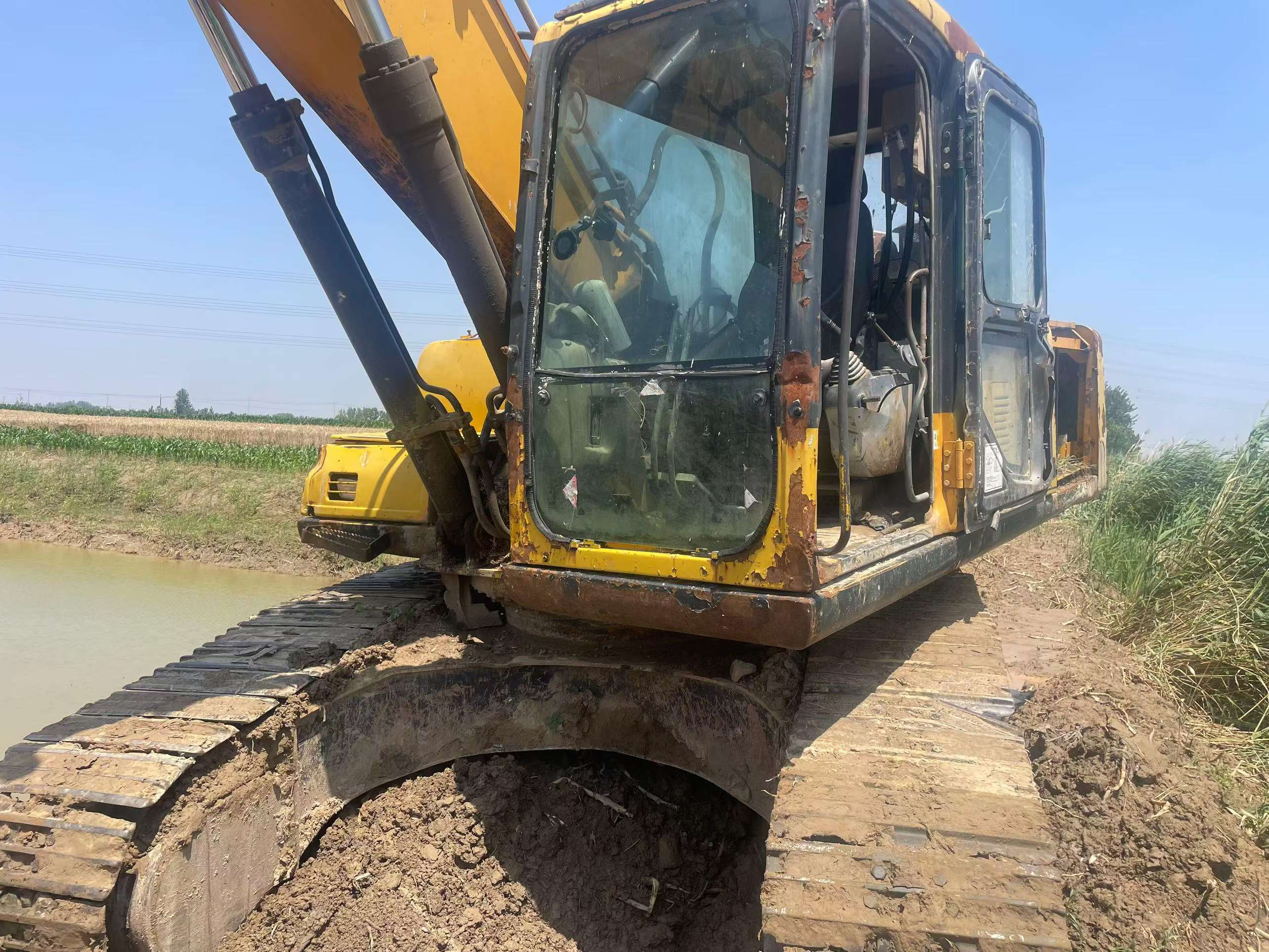 Buy Sany SY210C Used Excavator / 2