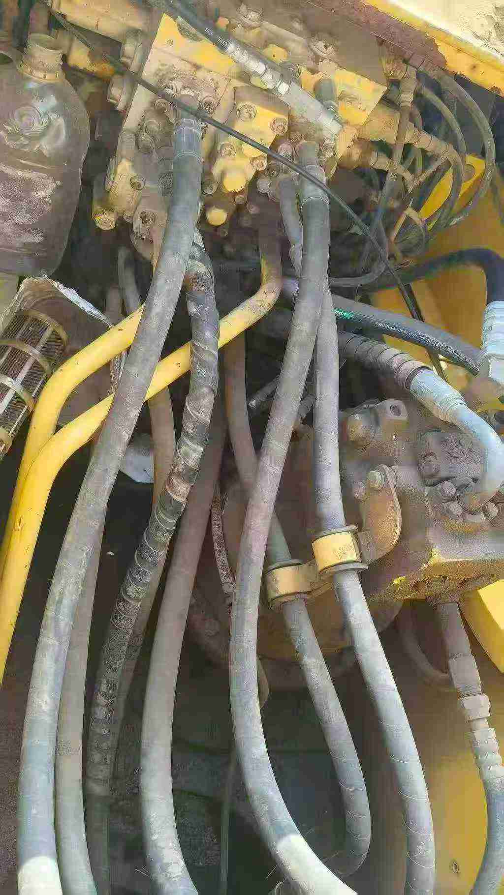 Buy Komatsu PC270-7 Used Excavator / 6