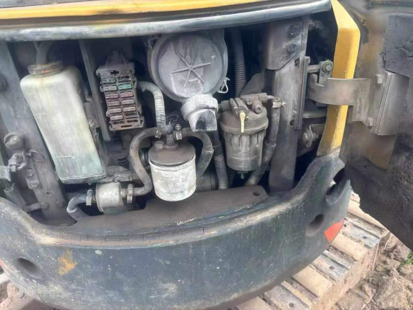 Buy XCMG XE15 Used Excavator / 4