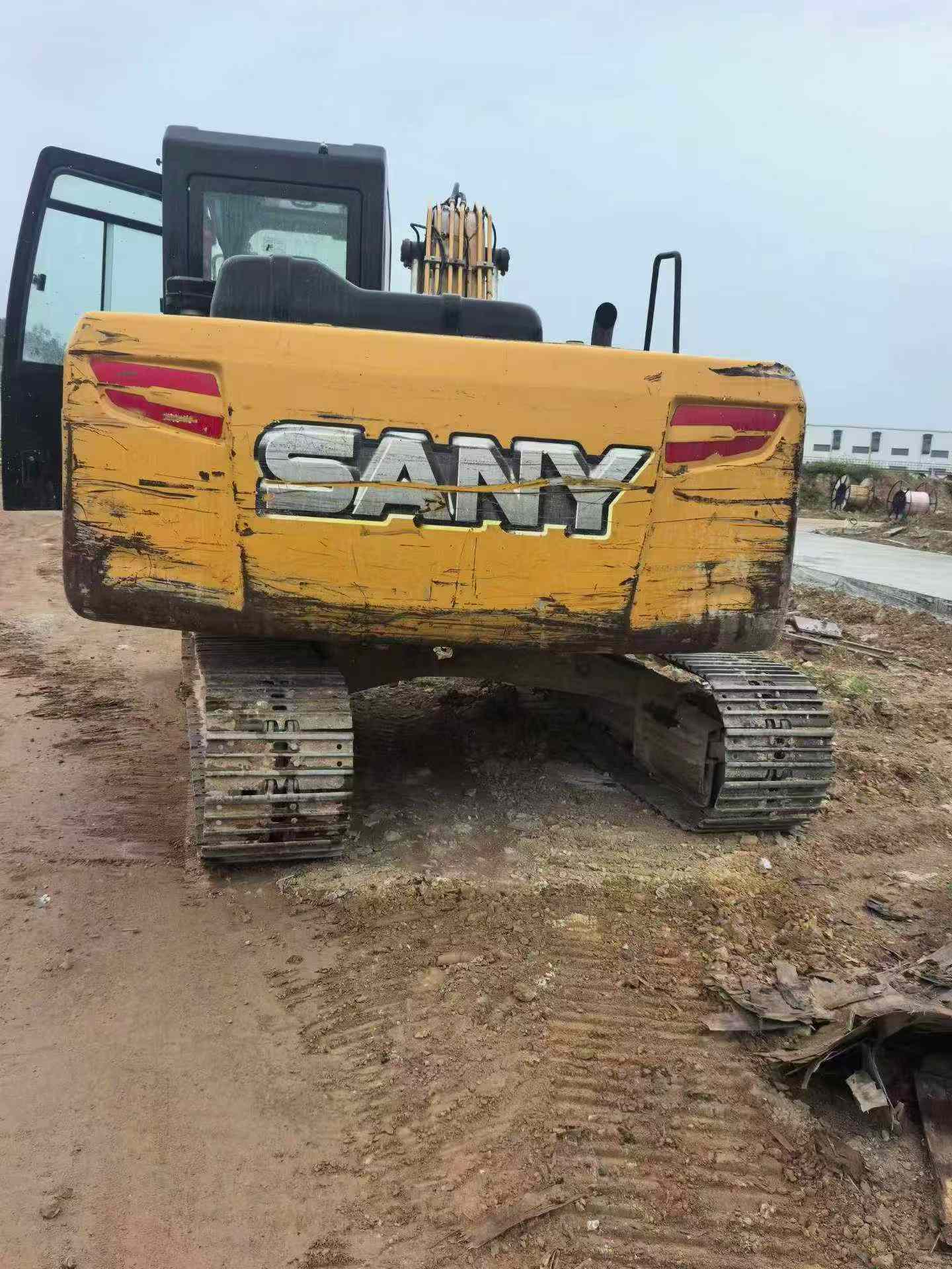 Buy Sany SY135 Used Excavator / 3