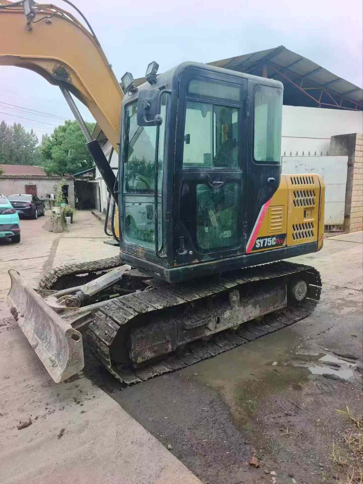 Buy Sany SY75 Used Excavator / 2