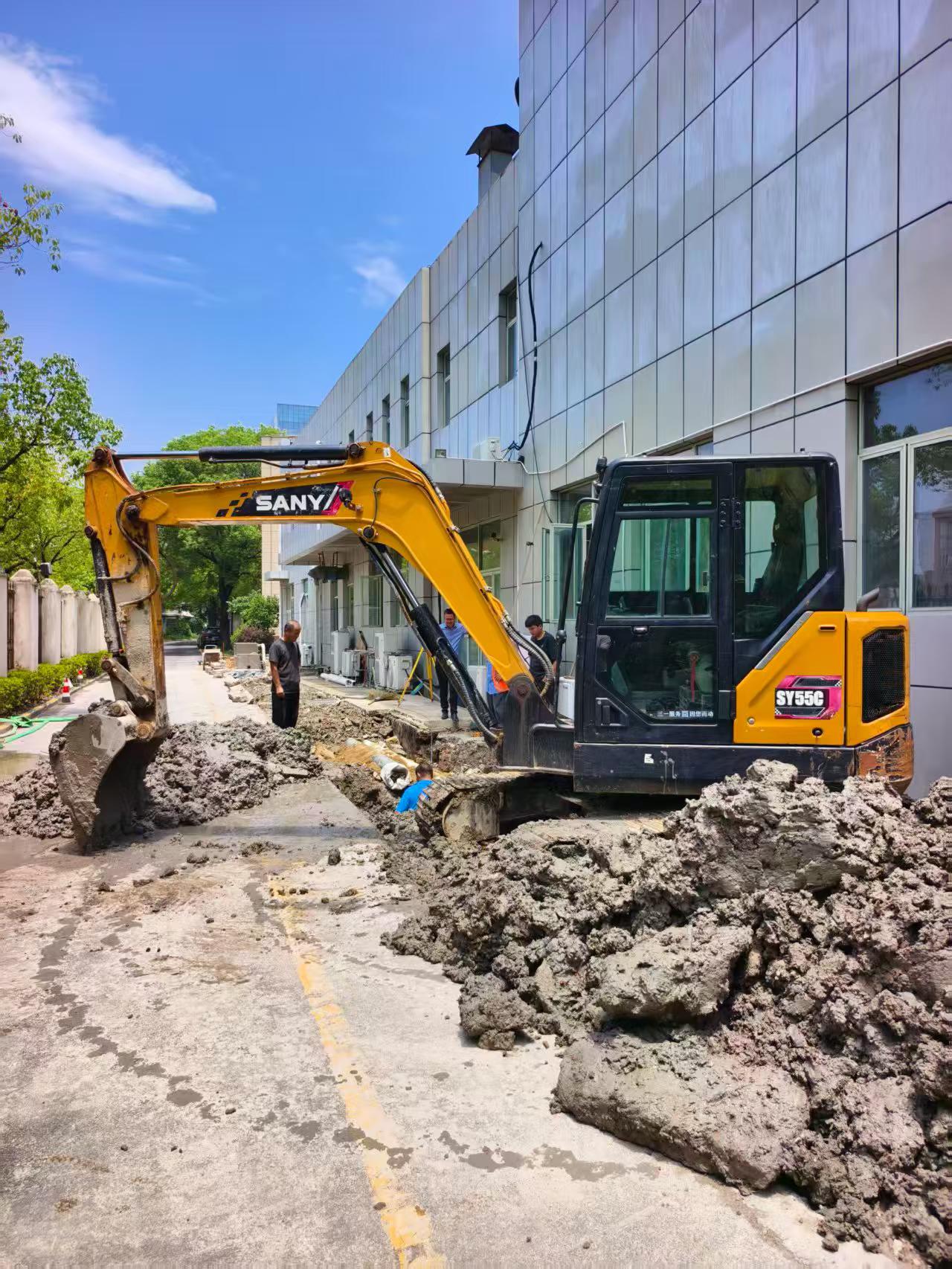Buy Sany SY55 Used Excavator / 2